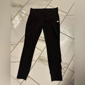 Vuori Black Women's Performance Leggings